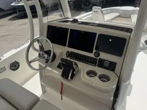 Thumbnail von Boston Whaler 280 Dauntless