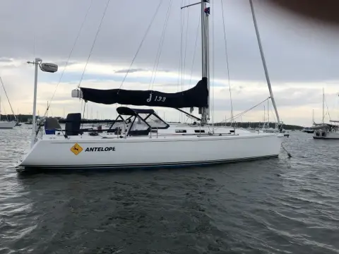 J Boats J133 Antelope