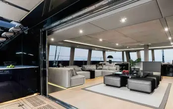 Thumbnail von Sunreef Yachts 80