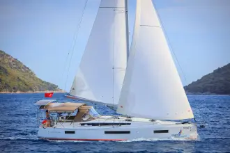 Jeanneau Sun Odyssey 440 Trinity