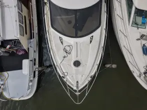 Thumbnail von Meridian 391 Sedan