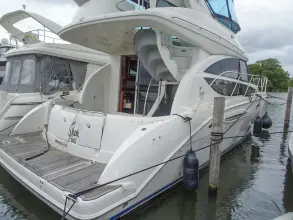 Thumbnail von Meridian 391 Sedan