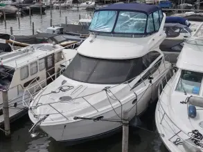 Thumbnail von Meridian 391 Sedan