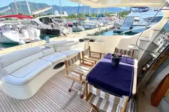 Thumbnail von Azimut 62 POLINA
