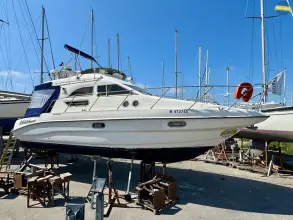 Sealine F33