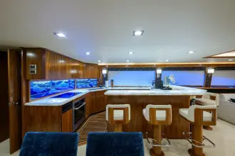 Thumbnail von Viking 92 Enclosed Bridge CHINA TIME