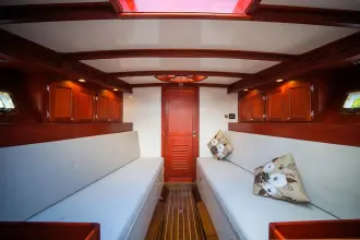 Thumbnail von Custom Runabout Hybrid 45