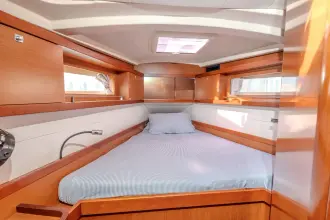 Thumbnail von Beneteau Oceanis 41 Tonic III