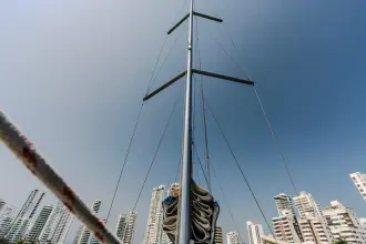 Thumbnail von Beneteau Oceanis 41 Tonic III
