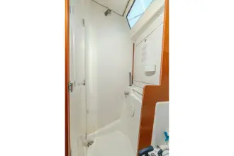 Thumbnail von Beneteau Oceanis 41 Tonic III