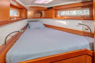 Thumbnail von Beneteau Oceanis 41 Tonic III
