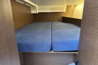Thumbnail von Beneteau Oceanis 34.1