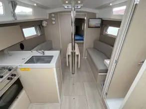 Thumbnail von Beneteau Oceanis 35.1