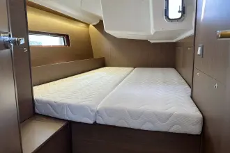 Thumbnail von Beneteau Oceanis 40.1
