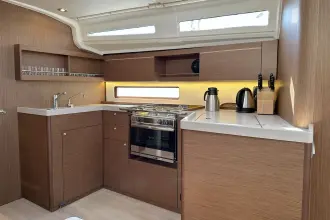 Thumbnail von Beneteau Oceanis 40.1