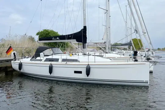 Hanse 348