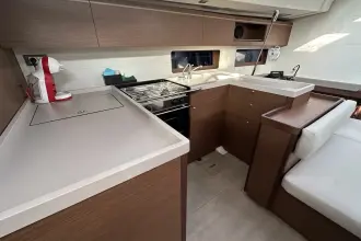 Thumbnail von Beneteau Oceanis 51.1