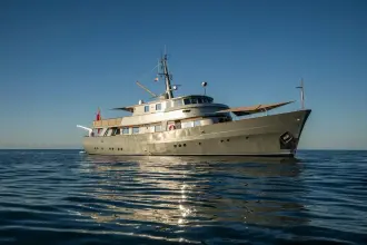 Laurent Giles Gentlemans Motor Yacht La Fenice