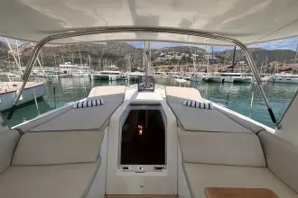 Thumbnail von Beneteau Oceanis Yacht 54