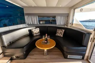 Thumbnail von Fairline Squadron 56