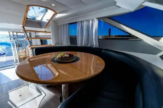 Thumbnail von Fairline Squadron 56