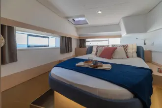 Thumbnail von Fountaine Pajot FP44