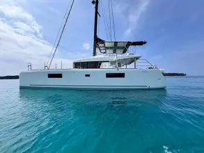 Lagoon 52 Fly ZANZIBAR