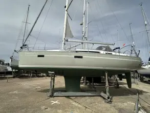 Bavaria Cruiser 37 Dragonfly