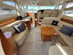 Thumbnail von Sealine F425