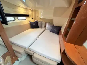 Thumbnail von Sealine F425