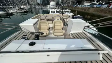 Thumbnail von Fairline Squadron 58