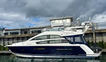 Thumbnail von Fairline Squadron 42