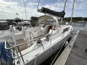 Thumbnail von Beneteau Oceanis 30.1