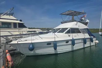Fairline Phantom 37