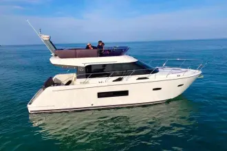 Thumbnail von Sealine F380