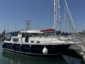 Nimbus 380 Commander