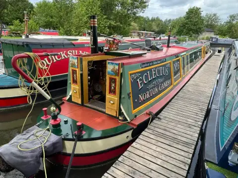Boatman Narrowboat Eclectus