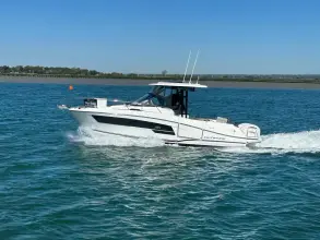 Jeanneau Cap Camarat 9.0 WA S2