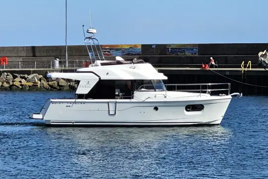 Beneteau Swift Trawler 35 ELEKTRA