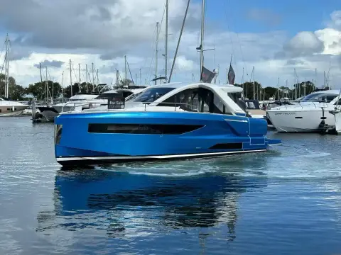 Jeanneau DB37