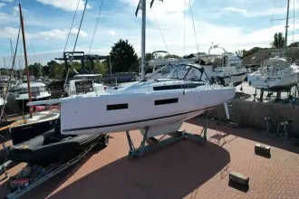 Thumbnail von Jeanneau Sun Odyssey 350