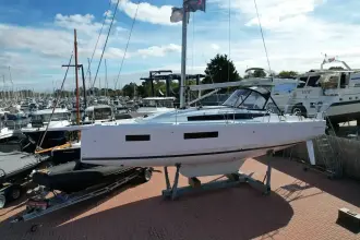 Thumbnail von Jeanneau Sun Odyssey 350