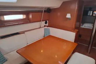 Thumbnail von Beneteau Oceanis 54