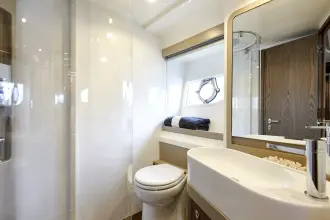Thumbnail von Ferretti Yachts 550
