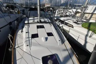 Thumbnail von Beneteau Oceanis 41