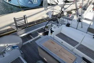 Thumbnail von Beneteau Oceanis 41