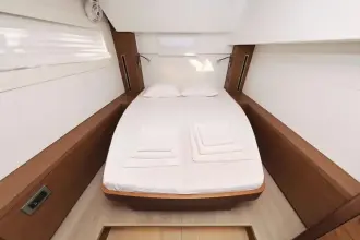 Thumbnail von Beneteau Lagoon 46 06-00716