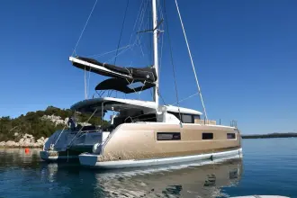 Thumbnail von Beneteau Lagoon 46 06-00716