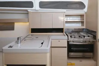 Thumbnail von Beneteau Oceanis 34.1