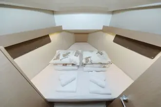 Thumbnail von Beneteau Oceanis 34.1